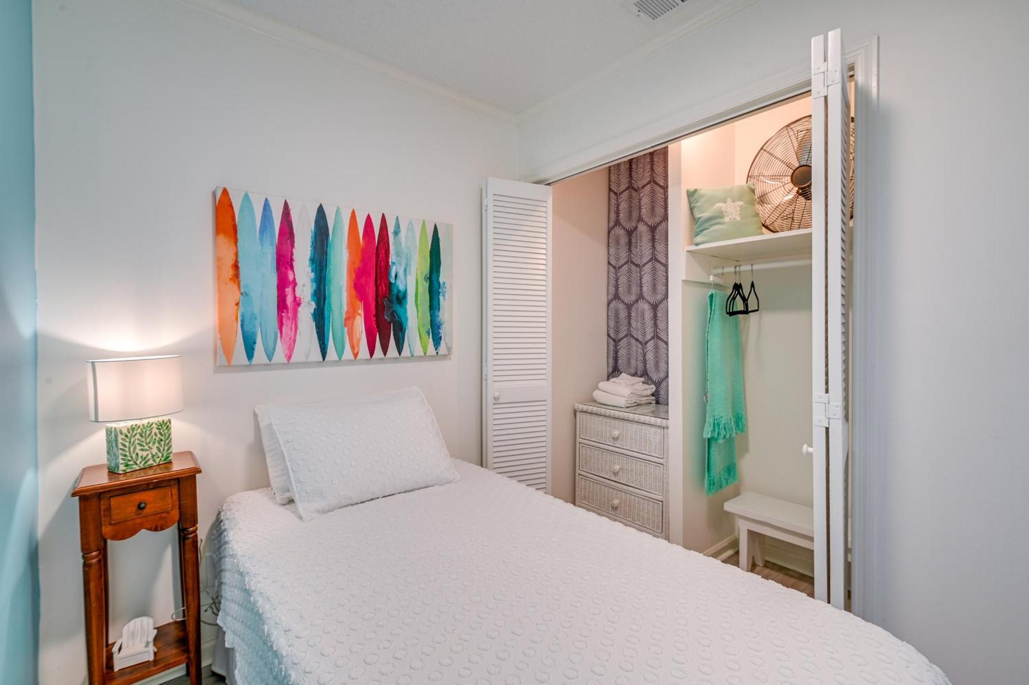 מירטל ביץ' Surfside Beach Escape With Pool - Walk To Ocean! מראה חיצוני תמונה